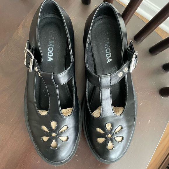 Lamoda ASOS Blossom Lug Sole T Strap Mary Jane Black 8 - Picture 2 of 8